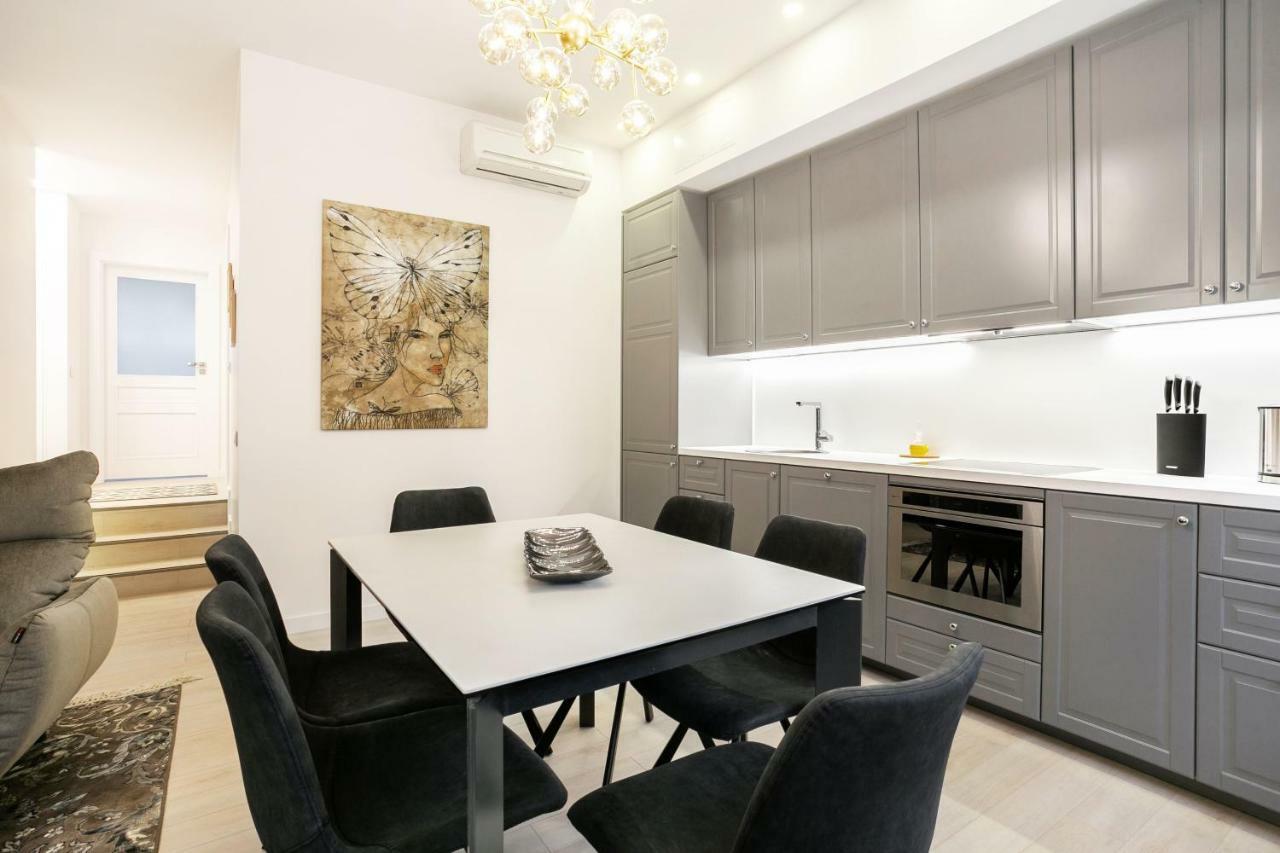 Luxury For Everyone - Hills Park Lux Apartments 3 VNO Exterior foto