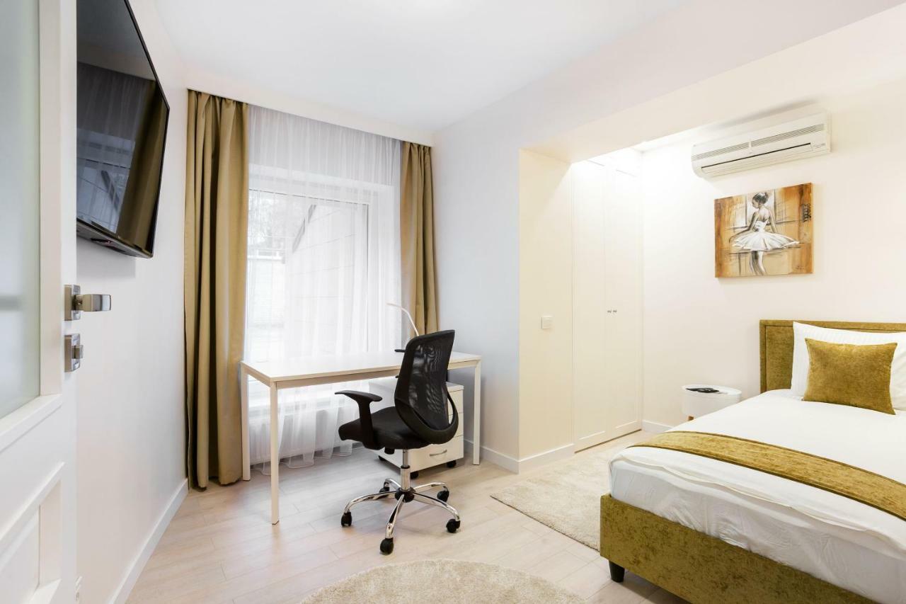 Luxury For Everyone - Hills Park Lux Apartments 3 VNO Exterior foto