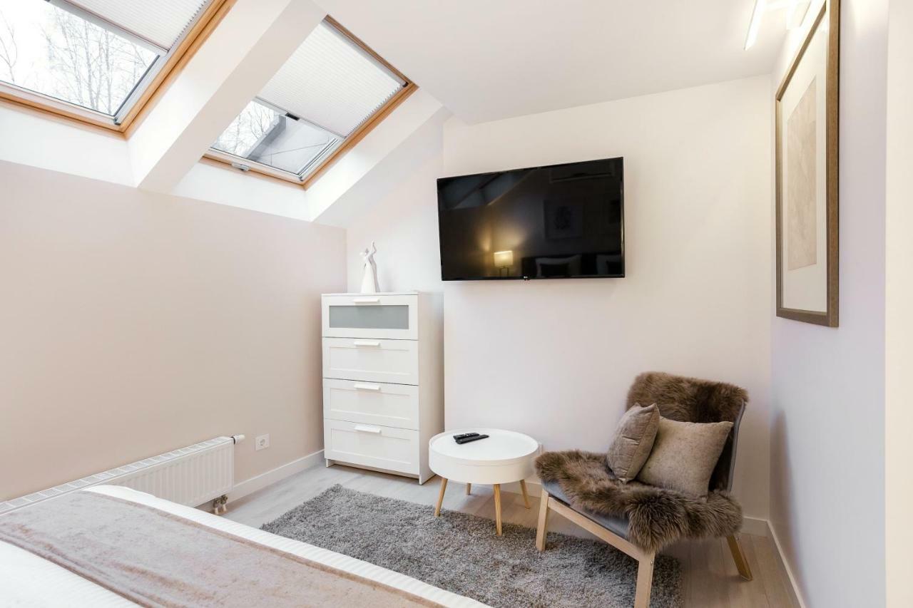 Luxury For Everyone - Hills Park Lux Apartments 3 VNO Exterior foto