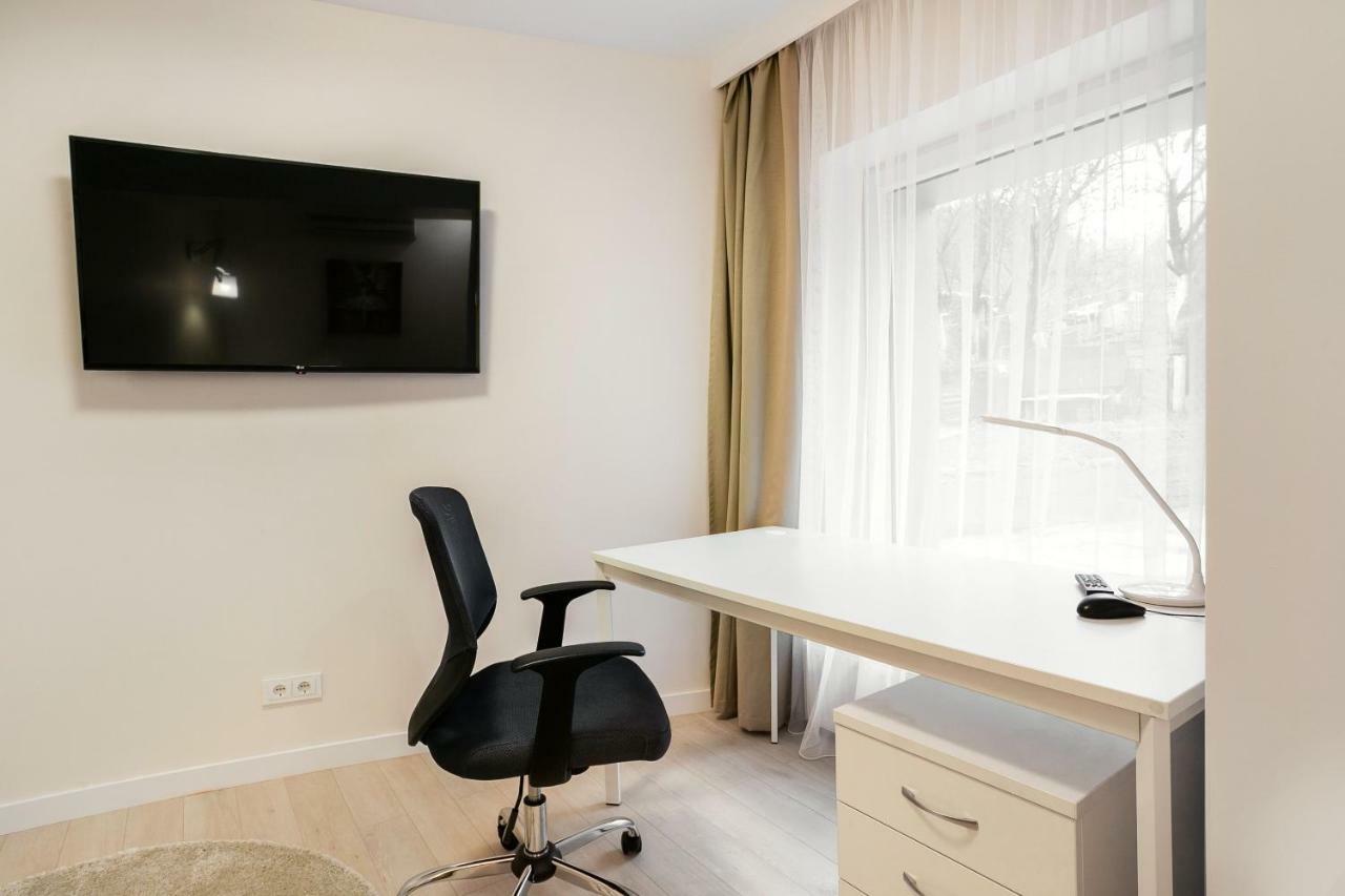 Luxury For Everyone - Hills Park Lux Apartments 3 VNO Exterior foto