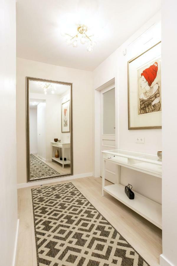 Luxury For Everyone - Hills Park Lux Apartments 3 VNO Exterior foto